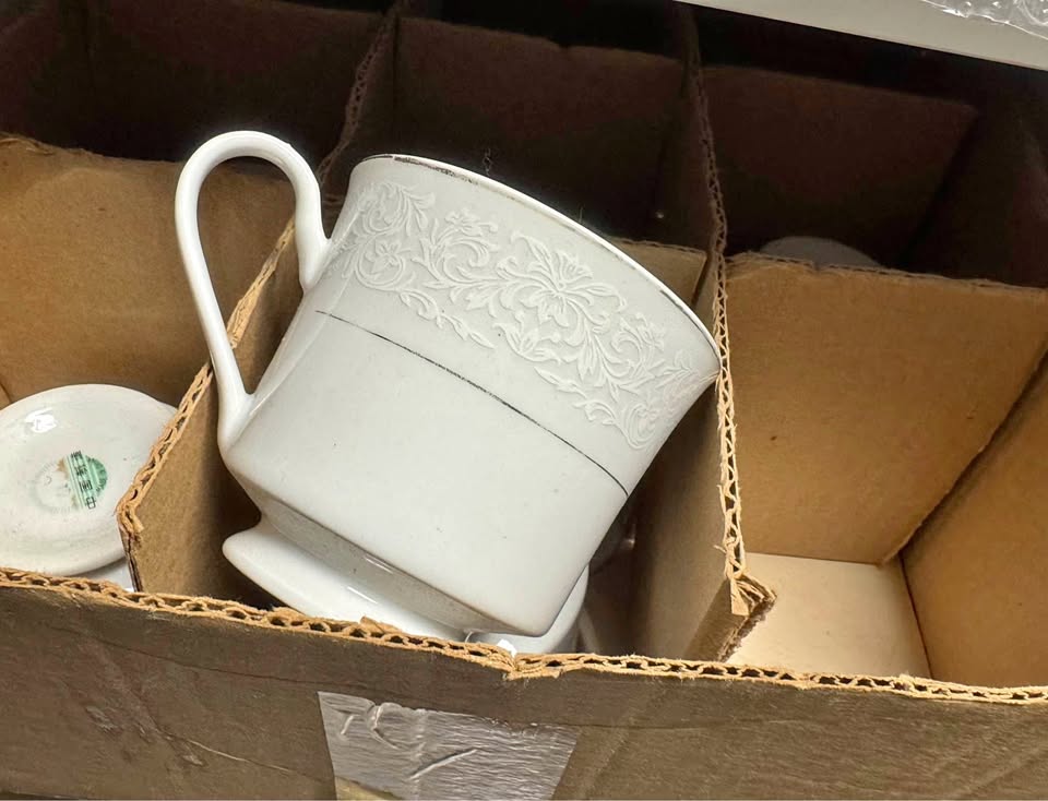 Coffee/Tea Cup Rental - Location de tasses à café/thé